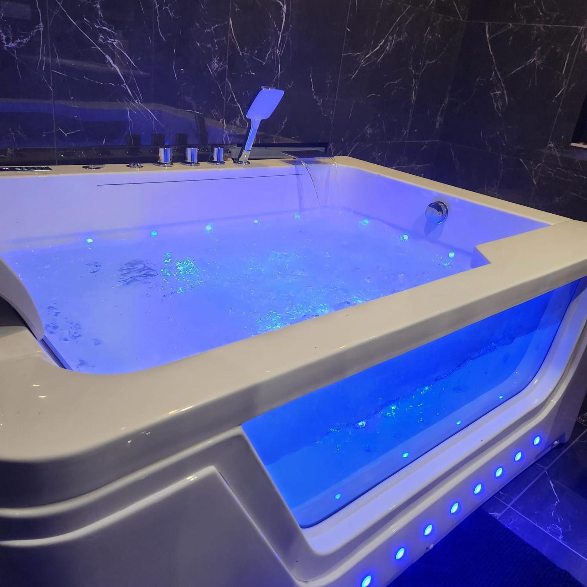 Loveroom Pau Ngoại thất bức ảnh